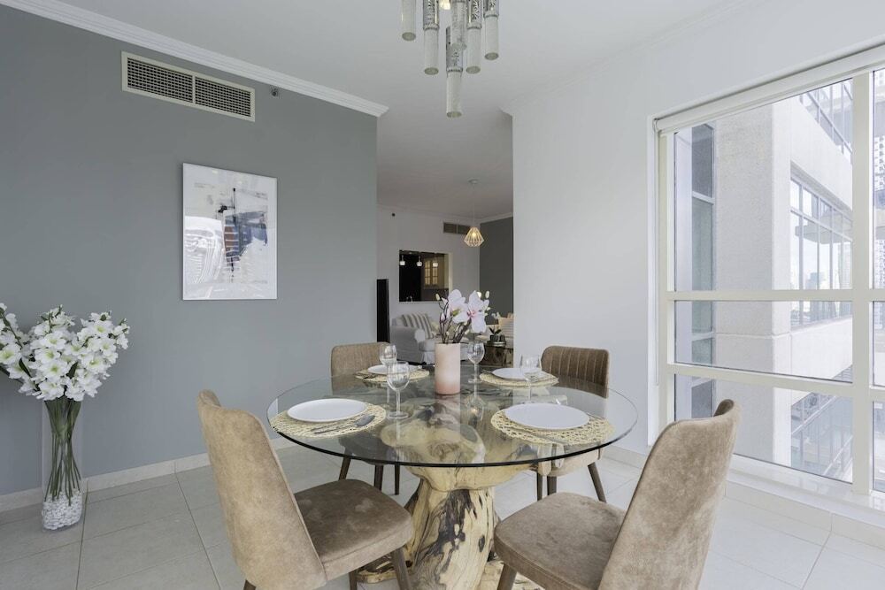 Splendid Apt With Breathtaking Dubai Marina View!